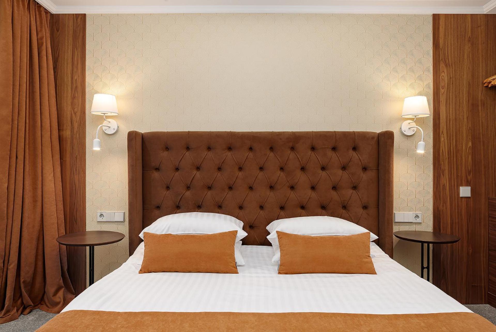 Eurohotel Лвив Екстериор снимка