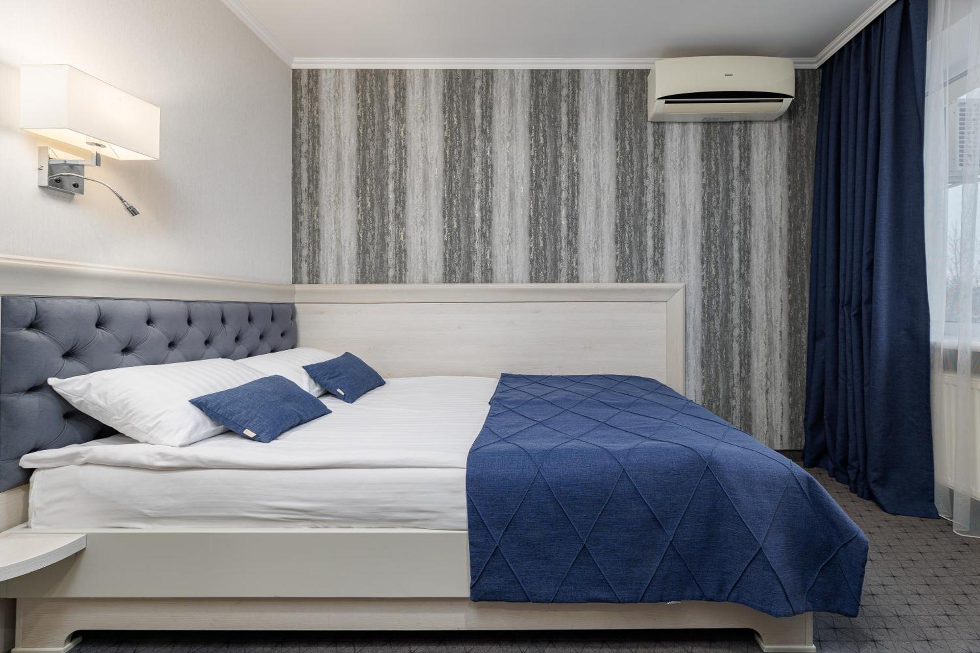 Eurohotel Лвив Стая снимка