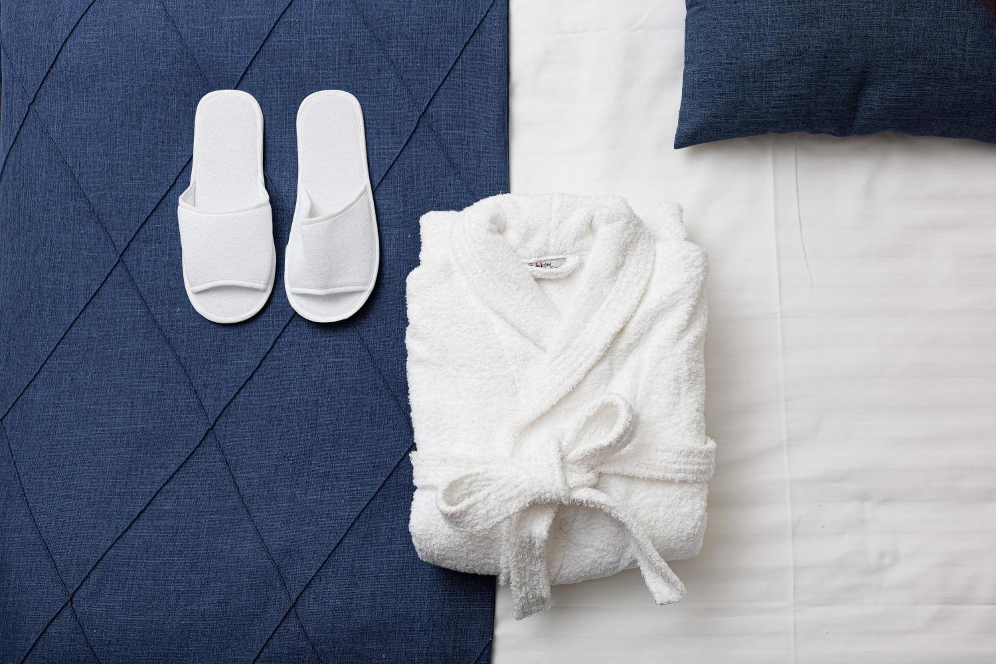 Eurohotel Лвив Екстериор снимка