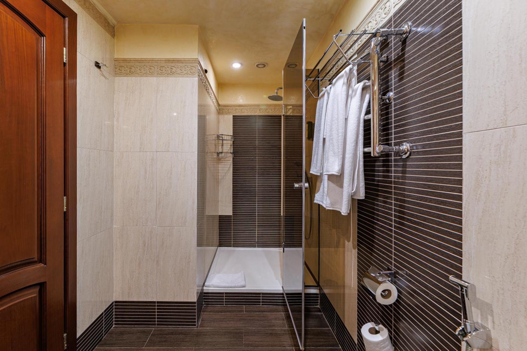 Eurohotel Лвив Стая снимка