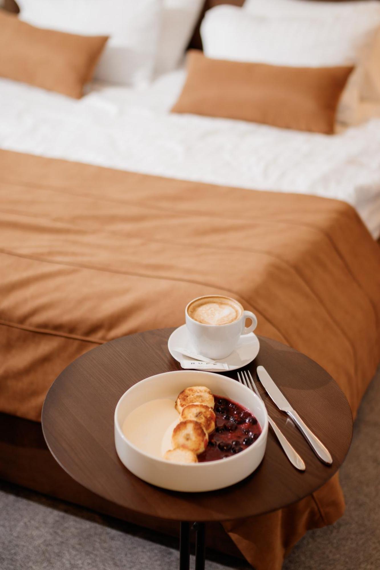 Eurohotel Лвив Екстериор снимка